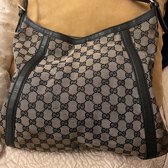 Authentic GUCCI GG BEIGE MONOGRAM HOBO BAG - Picture 2 of 12